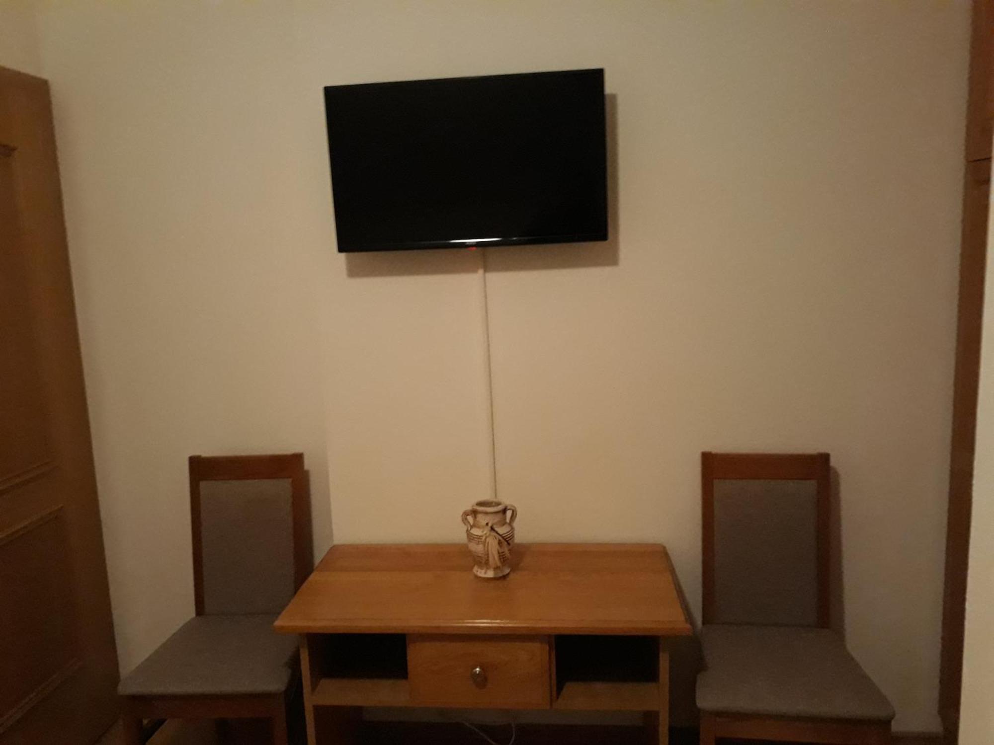 Gradska Kavana Guest House Kupres  Rum bild